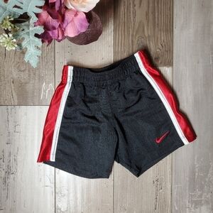 Nike Boys Athletic Basketball Mesh Shorts Size 18m Black White Red EUC